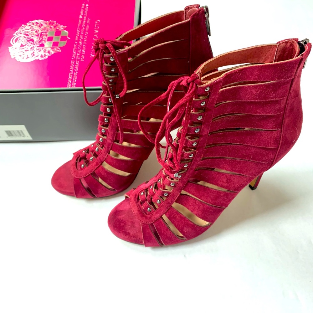 Vince Camuto heel ankle boots, burgundy suede, size US 9